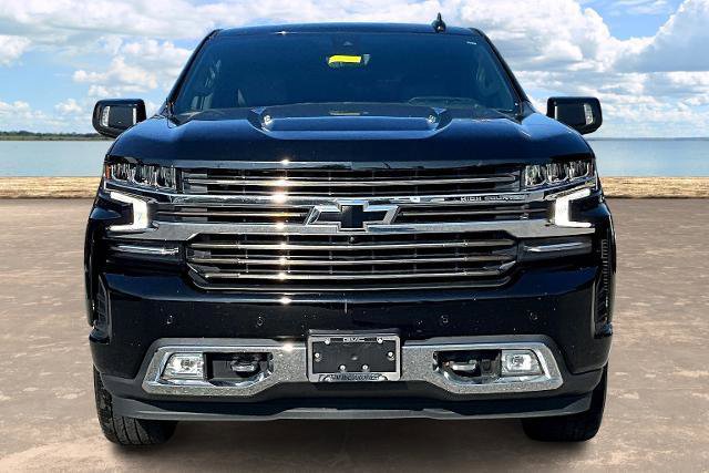 Used 2022 Chevrolet Silverado 1500 High Country w/ Technology Package image 2