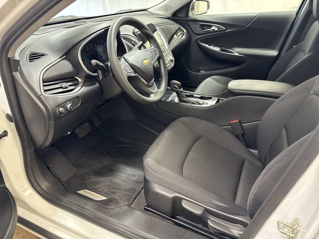 Used 2023 Chevrolet Malibu LS FWD image 11