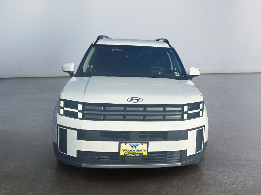 Used 2024 Hyundai Santa Fe SEL image 2