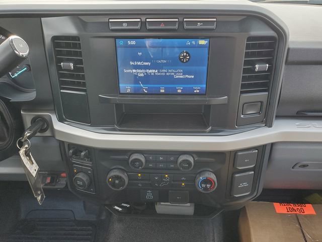 New 2023 Ford F550 4x4 Regular Cab Super Duty image 15
