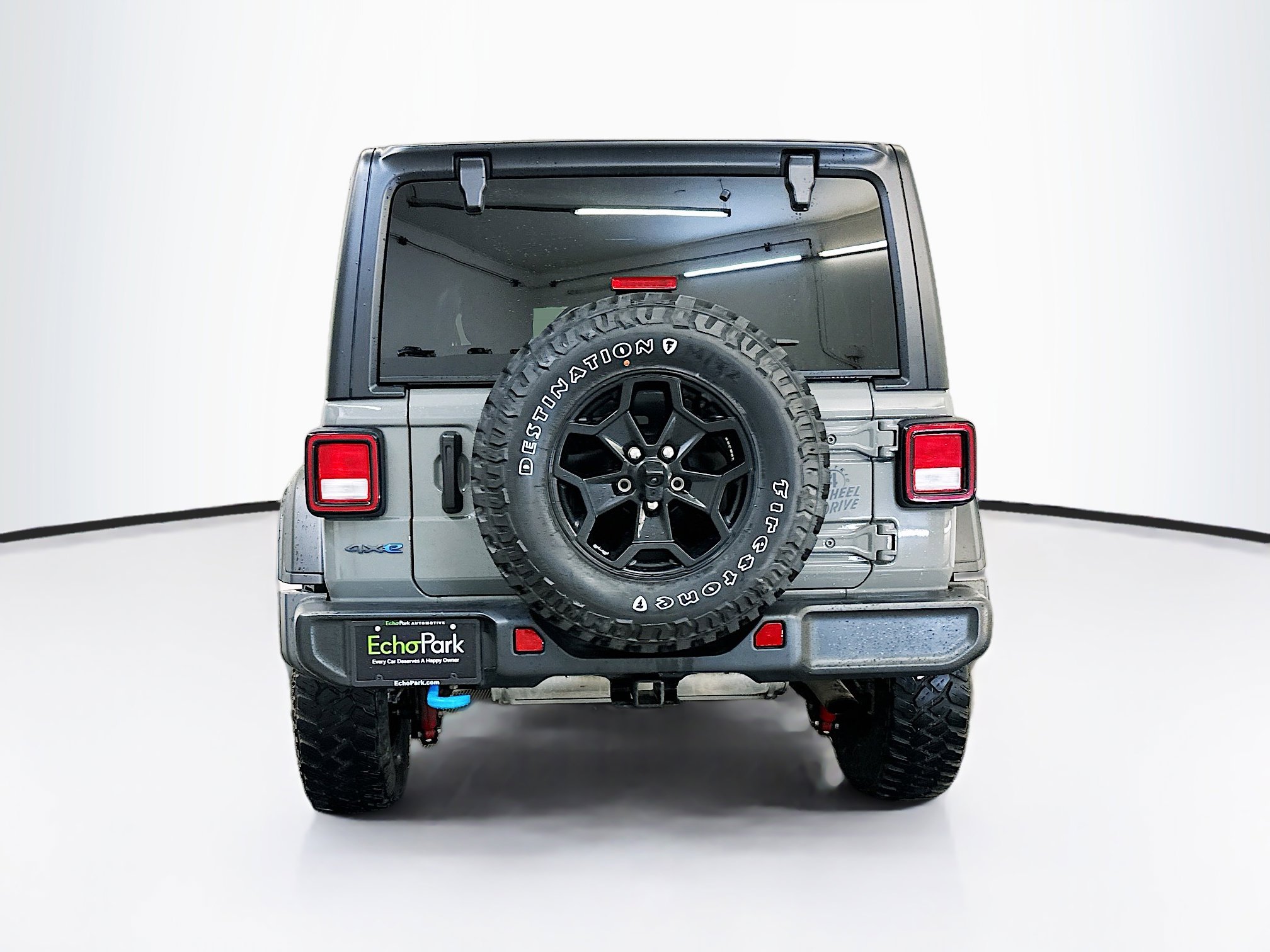Used 2023 Jeep Wrangler Unlimited w/ Cold Weather Group AWD/4WD image 7