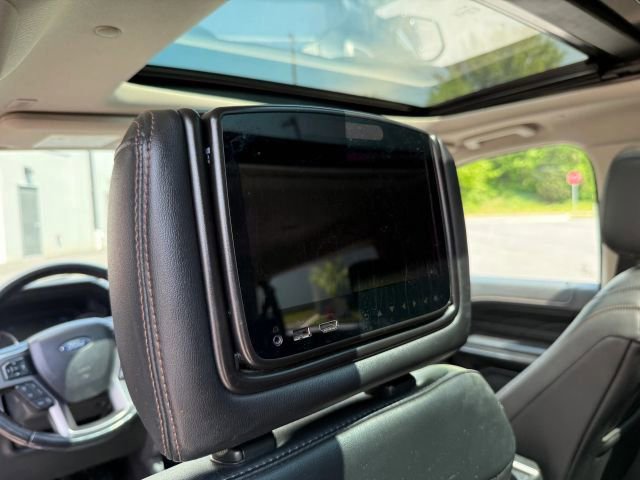 Used 2019 Ford Expedition Max Platinum AWD/4WD image 32