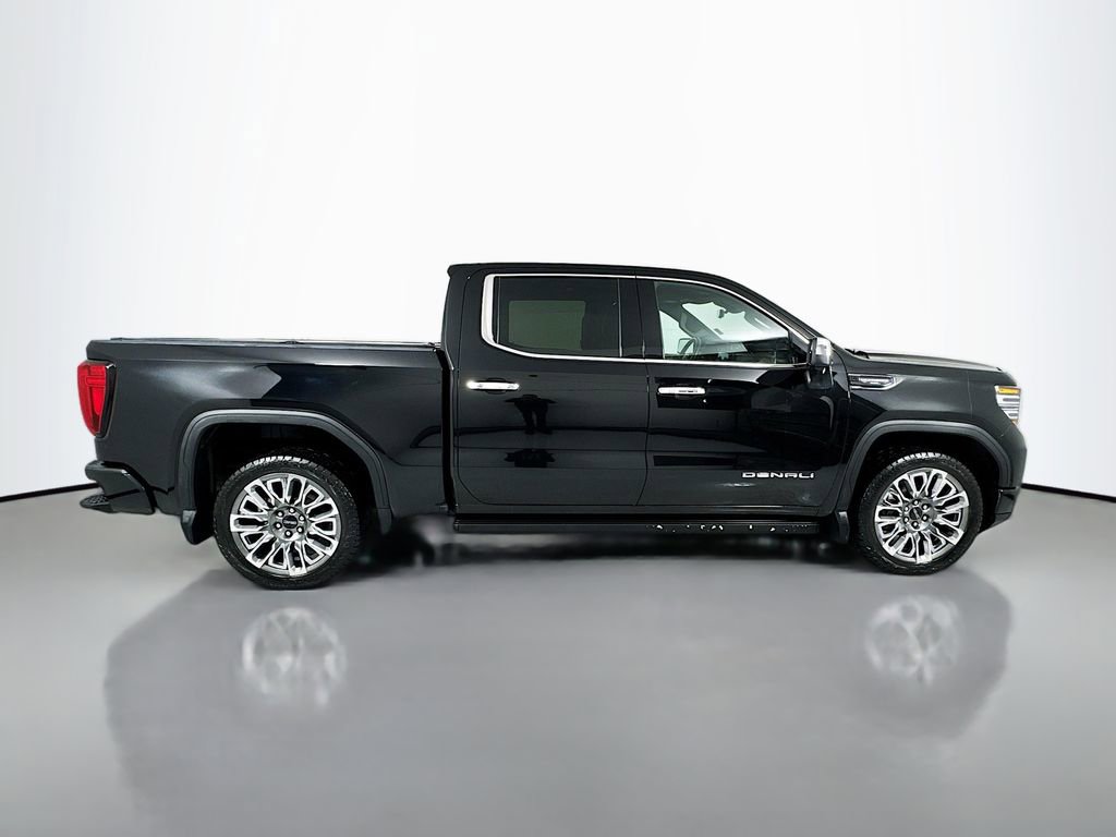 Used 2023 GMC Sierra 1500 Denali Ultimate AWD/4WD image 9