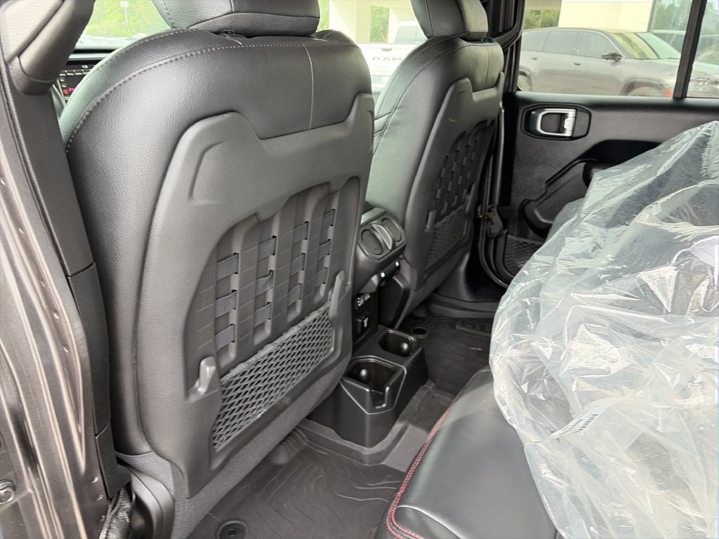 Used 2023 Jeep Gladiator Rubicon AWD/4WD image 28