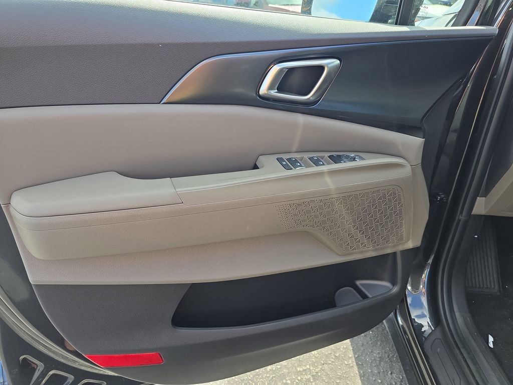 New 2026 Kia Carnival image 18