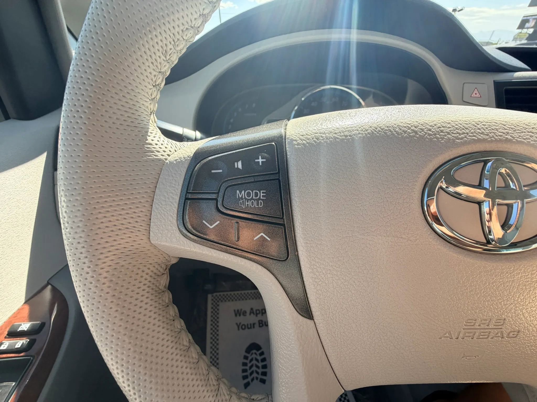 Used 2014 Toyota Sienna XLE w/ XLE Premium Package AWD/4WD image 13