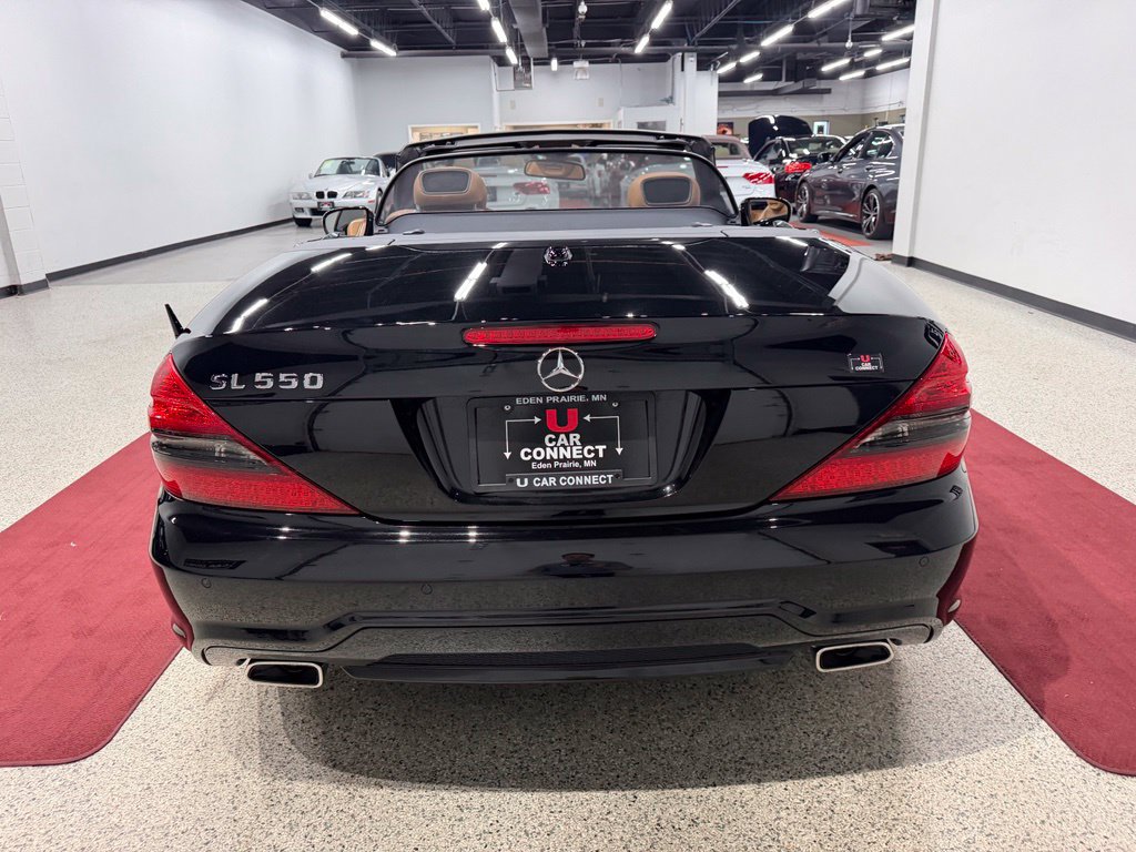 Used 2012 Mercedes-Benz SL 550 image 18