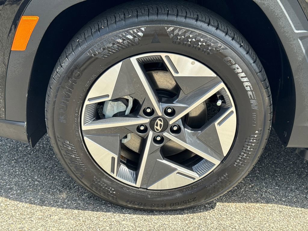 Certified 2025 Hyundai Tucson SEL FWD image 11
