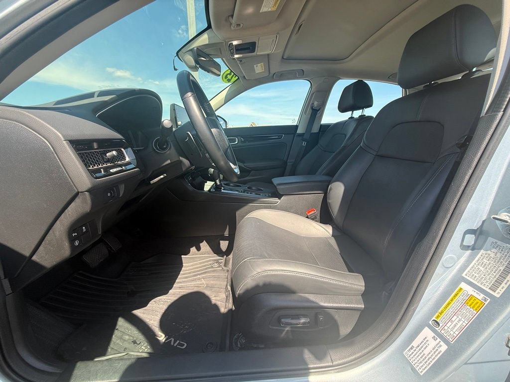 Used 2023 Honda Civic Touring image 30