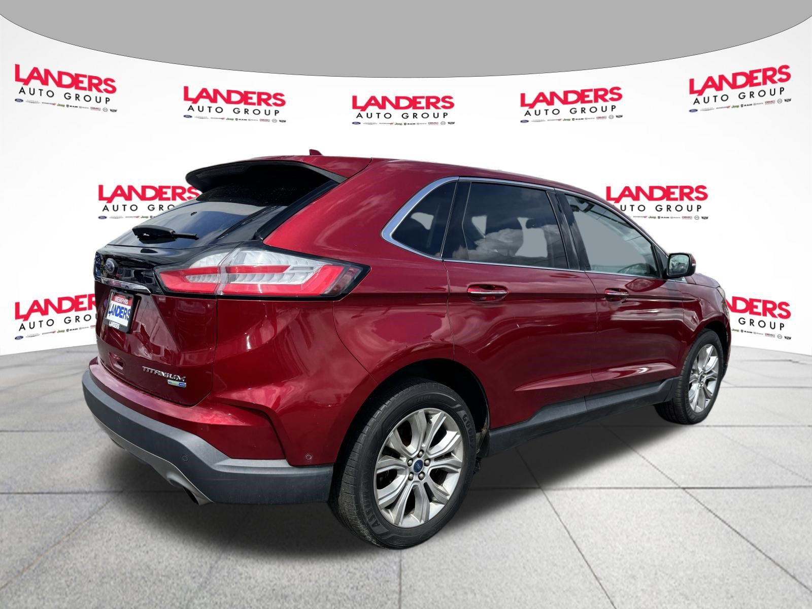 Used 2019 Ford Edge Titanium w/ Equipment Group 301A image 3
