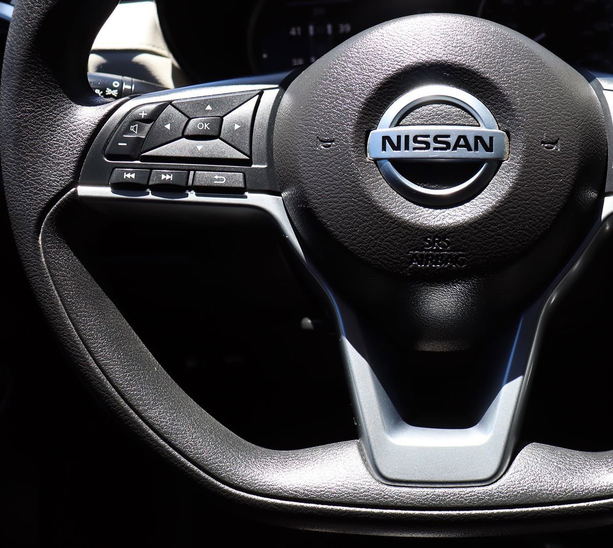 Used 2021 Nissan Versa SV FWD image 52