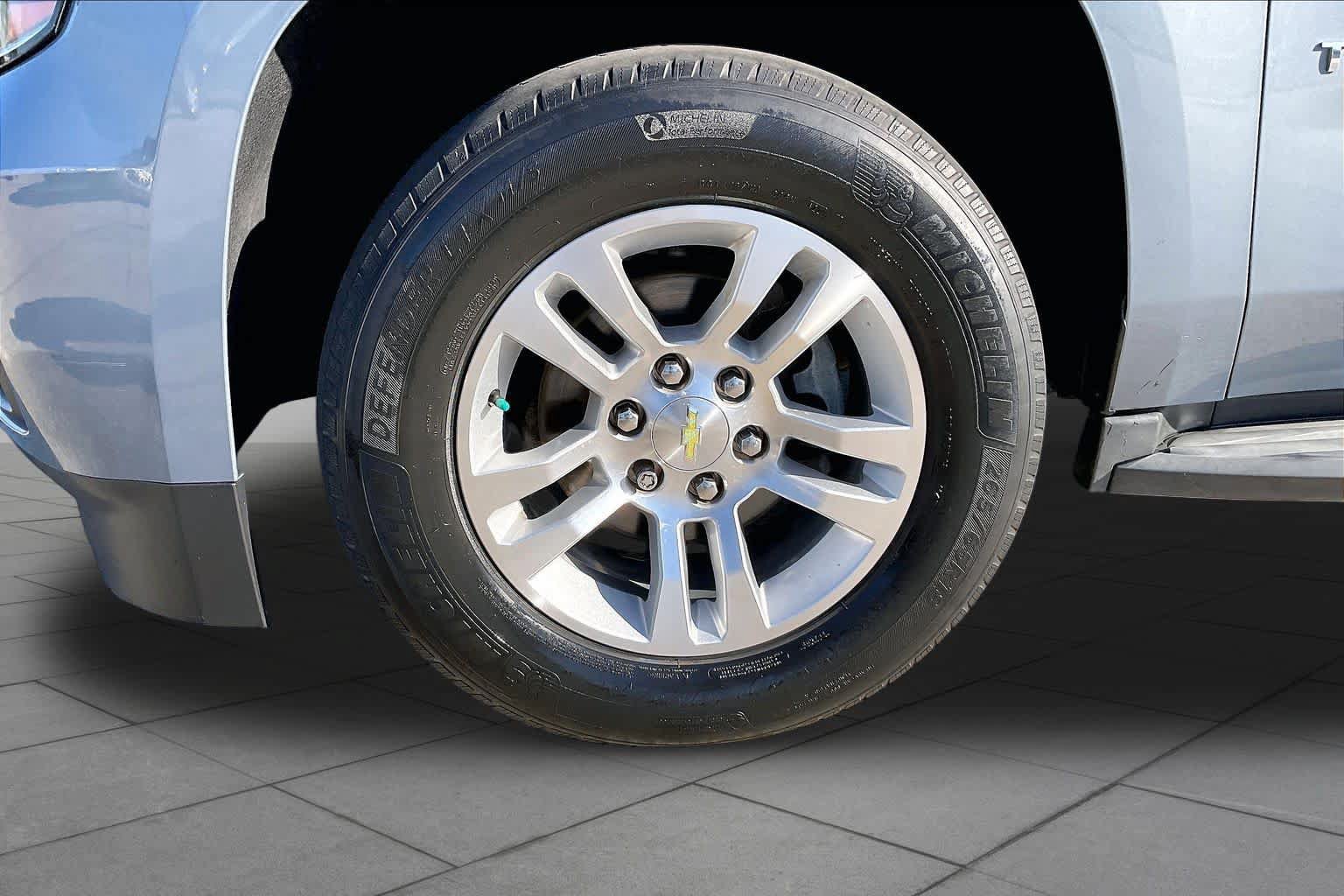 Used 2015 Chevrolet Tahoe LS w/ Driver Alert Package RWD image 11