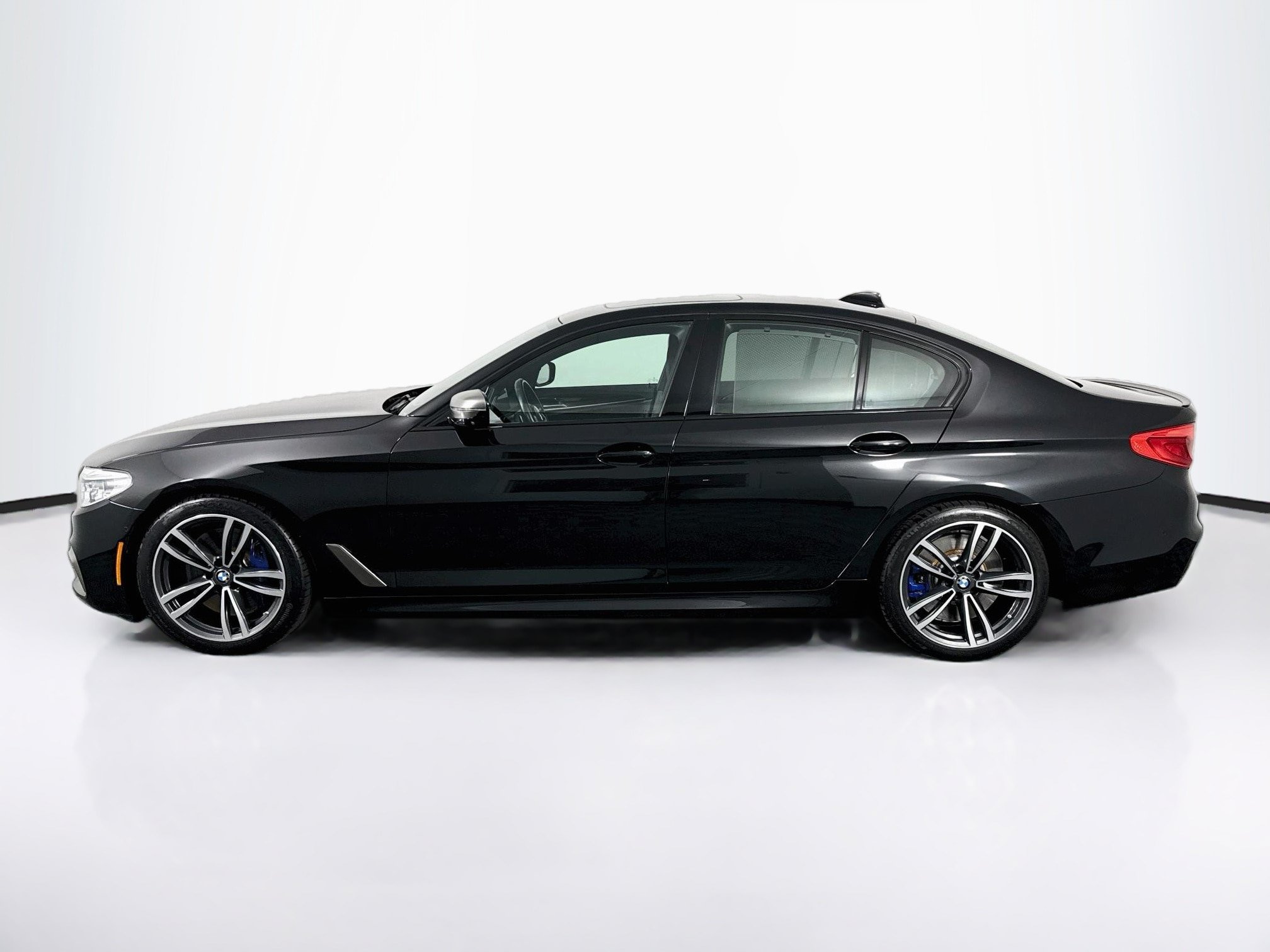 Used 2020 BMW M550i xDrive AWD/4WD image 11