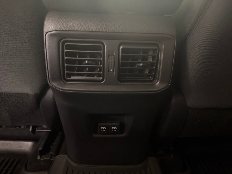 Used 2019 Toyota RAV4 XLE w/ Convenience Package AWD/4WD image 17