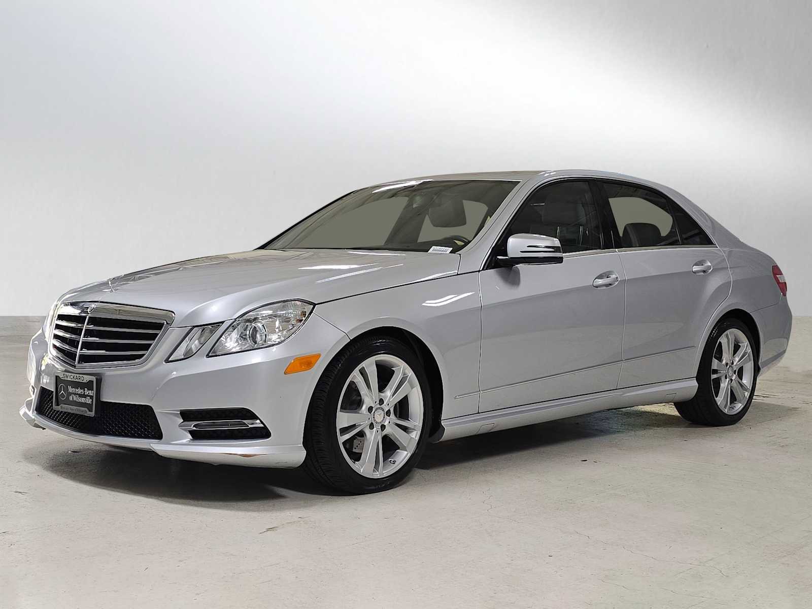 Used 2013 Mercedes-Benz E 350 4MATIC Sedan image 7