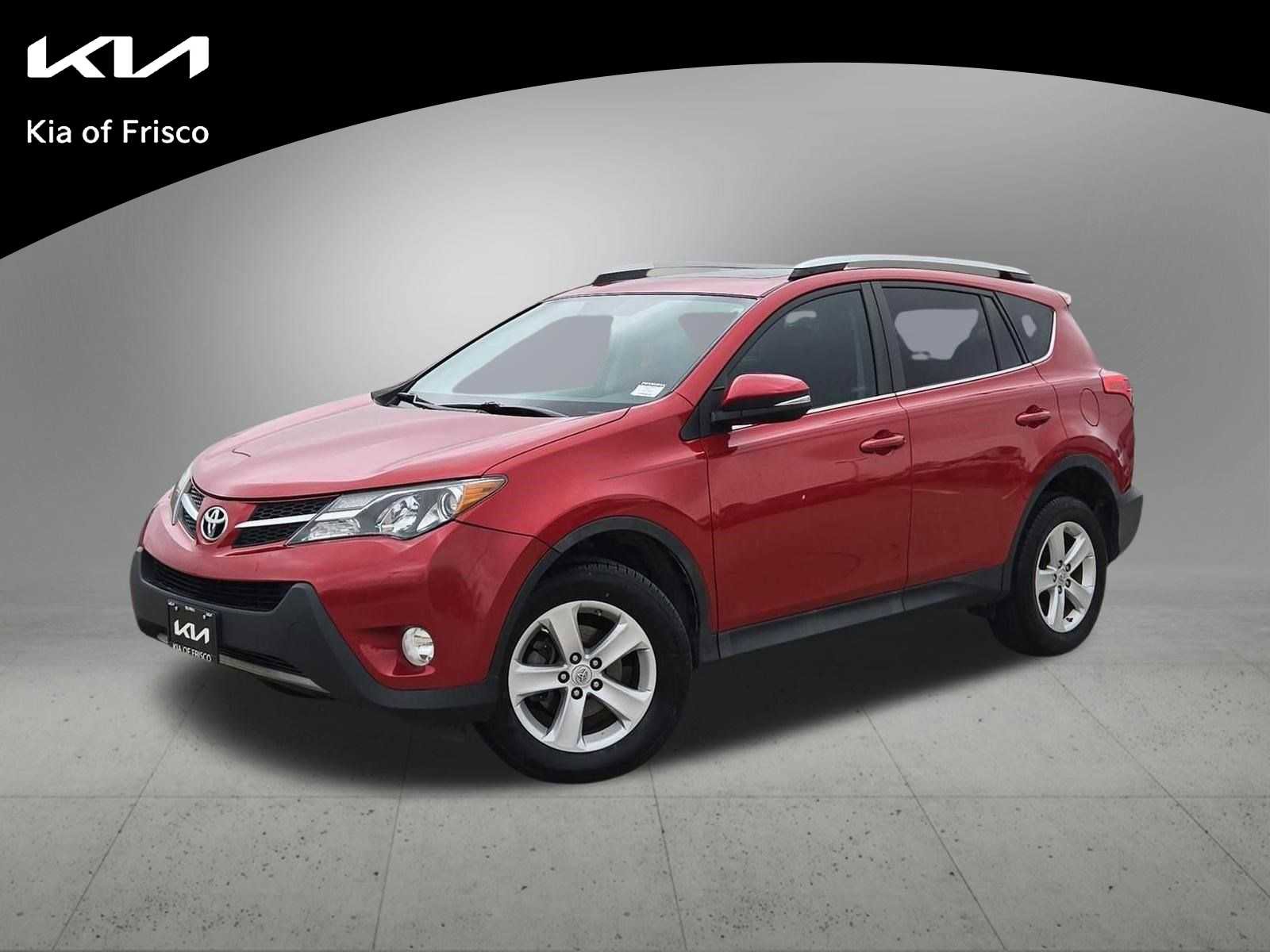 Used 2014 Toyota RAV4 XLE FWD image 1