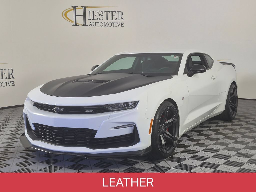 Certified 2021 Chevrolet Camaro SS RWD image 4