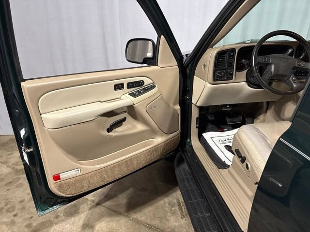 Used 2003 Chevrolet Tahoe LT AWD/4WD image 2