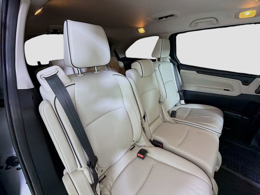 Used 2026 Honda Odyssey Touring image 32