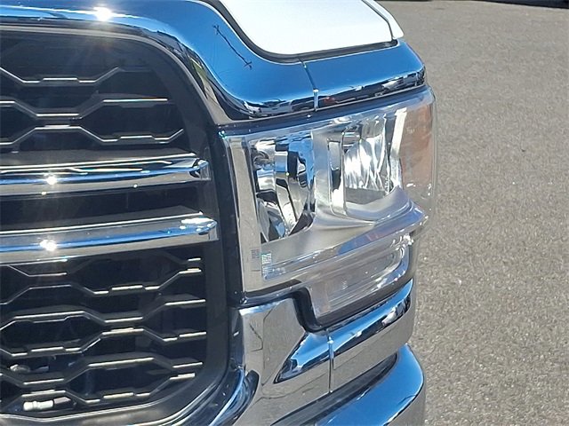 Used 2023 RAM 3500 Tradesman w/ Chrome Appearance Group image 9