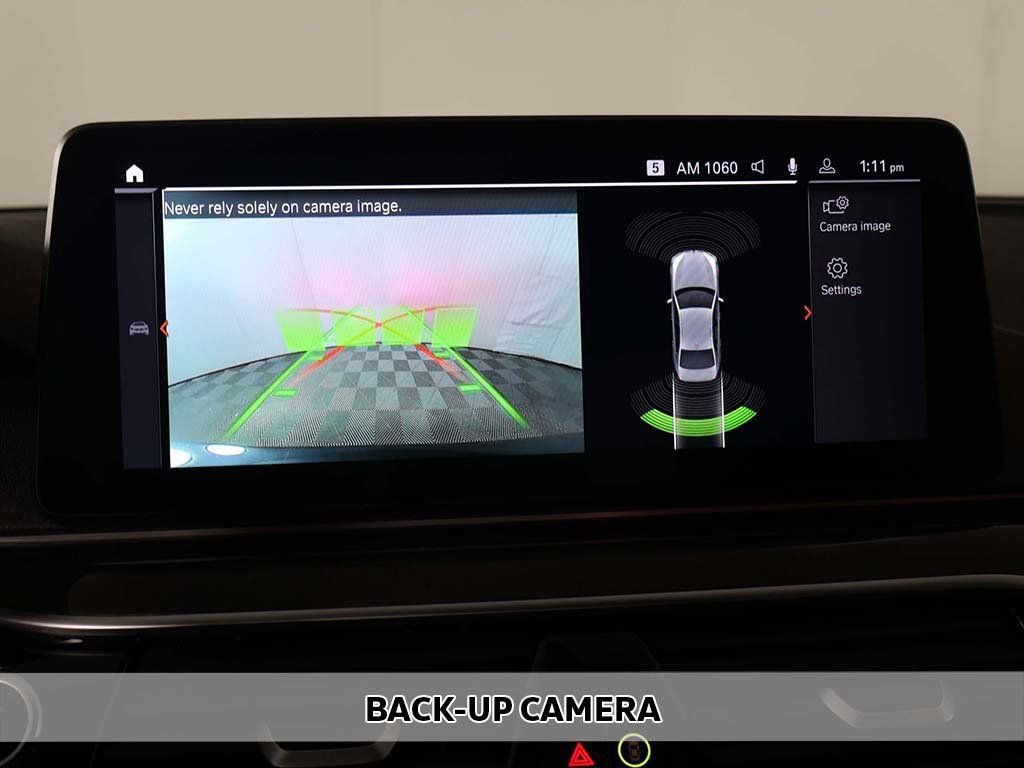 Used 2023 BMW 530i xDrive w/ Convenience Package image 6