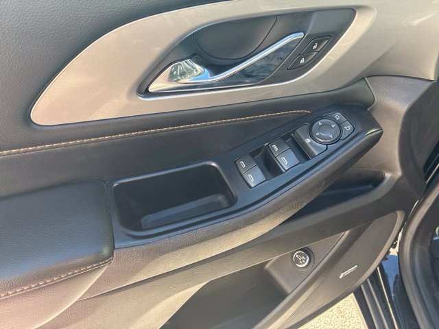 Used 2021 Chevrolet Traverse RS AWD/4WD image 23