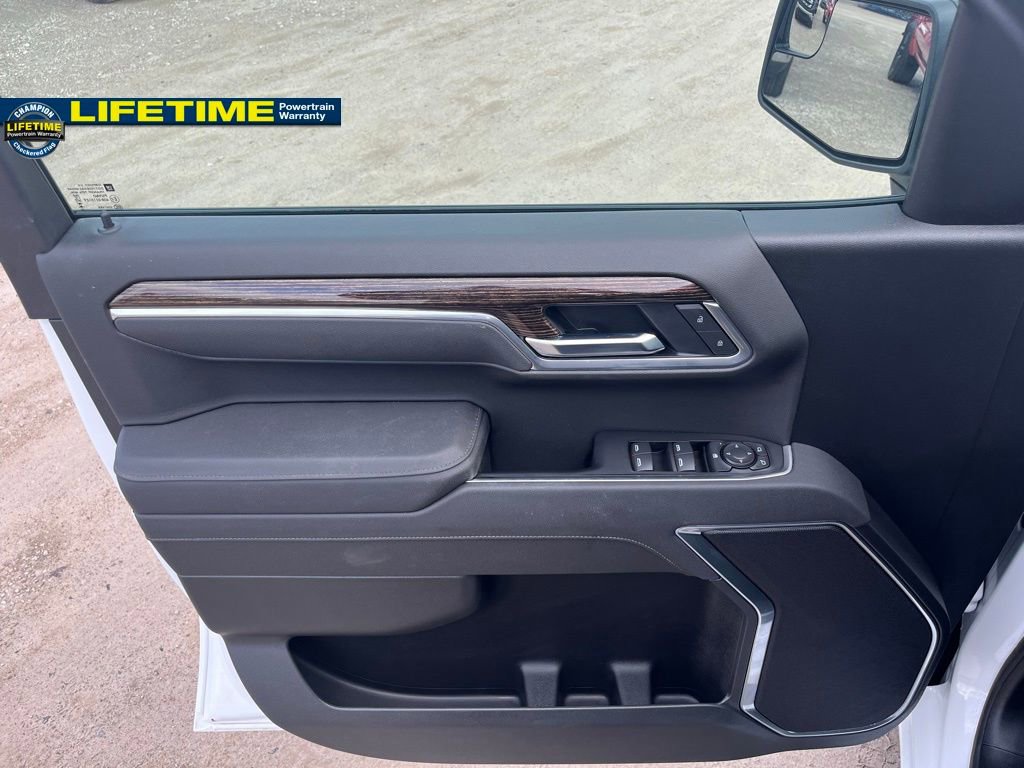 Used 2025 GMC Sierra 1500 Elevation image 15