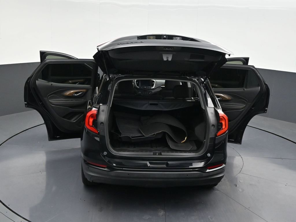 Used 2021 GMC Terrain SLE w/ Elevation Edition image 35