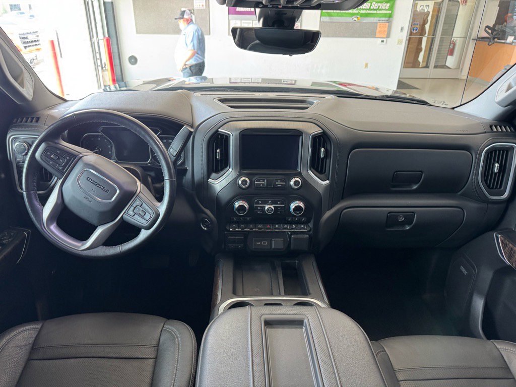 Used 2021 GMC Sierra 1500 Denali w/ Denali Ultimate Package AWD/4WD image 16