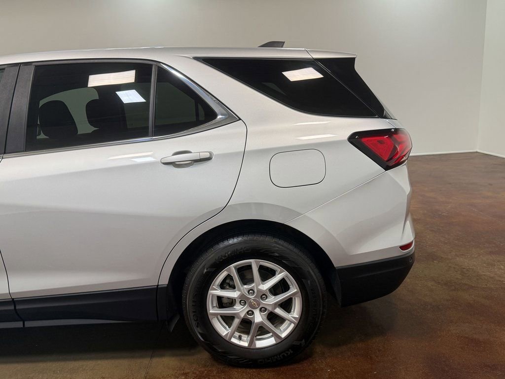Used 2022 Chevrolet Equinox LT image 36