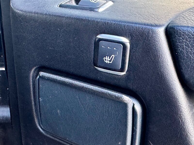 Used 2013 Mercedes-Benz G 550 image 28