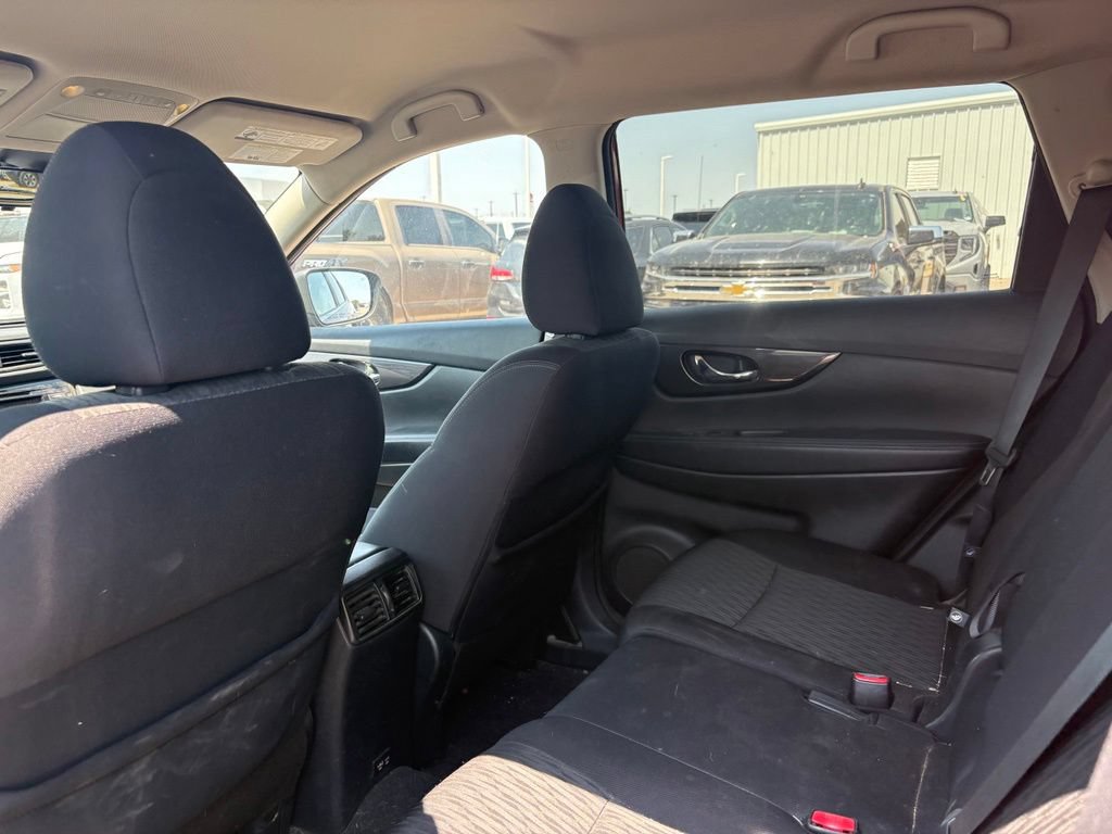 Used 2019 Nissan Rogue SV AWD/4WD image 9