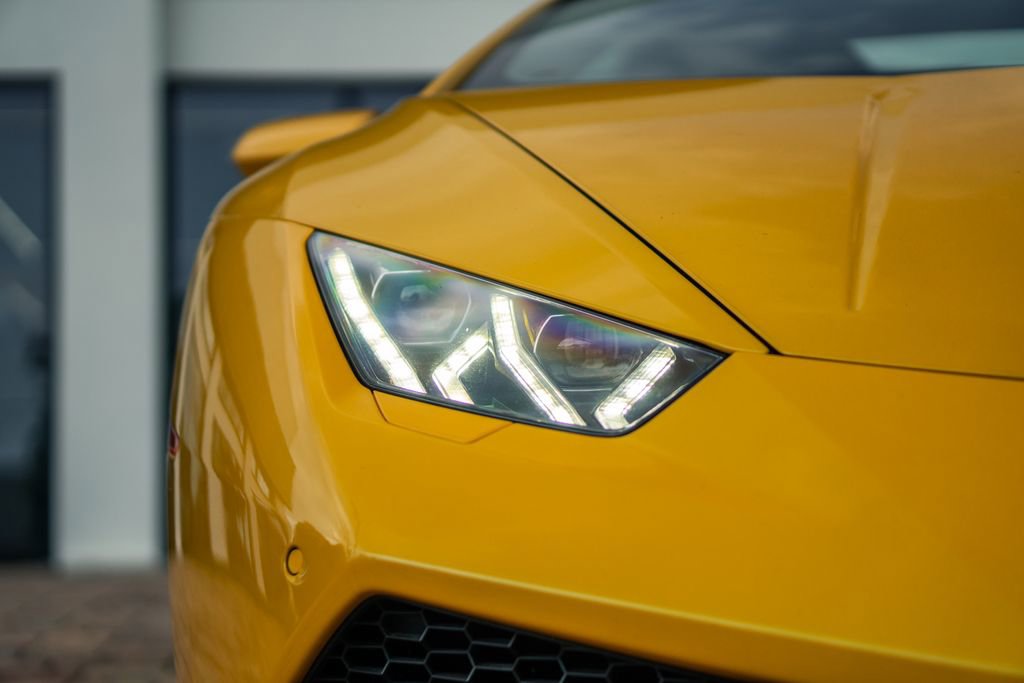 Used 2016 Lamborghini Huracan LP 610-4 image 10