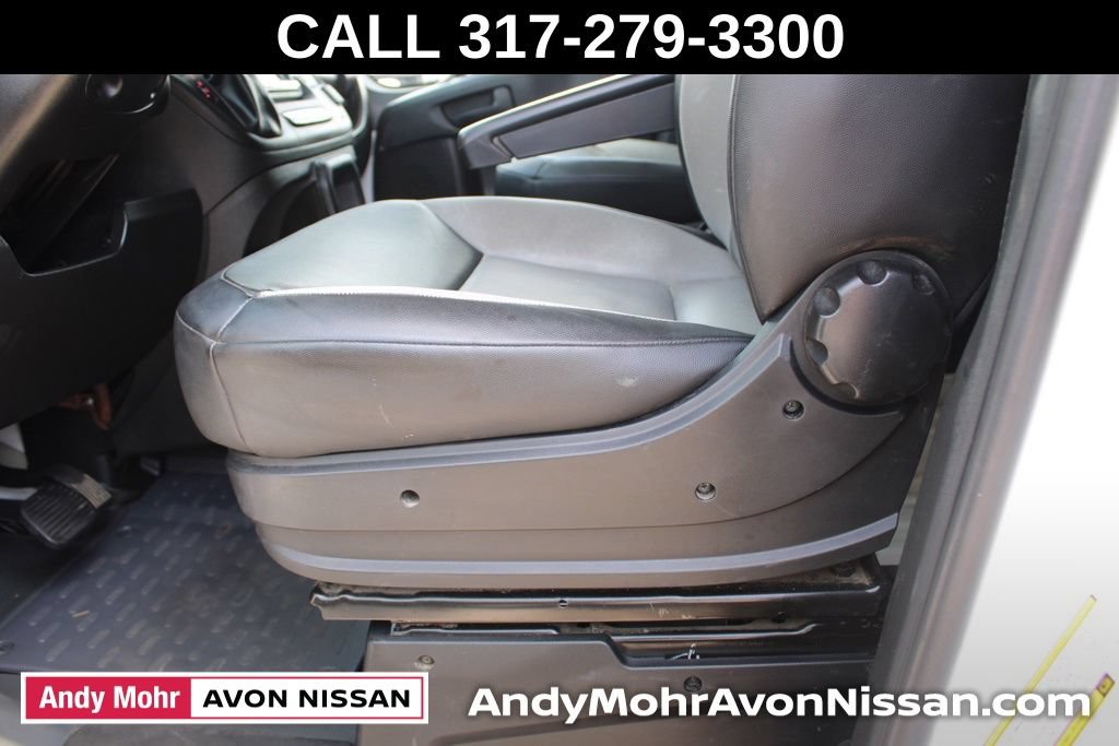 Used 2025 RAM ProMaster 2500 w/ Convenience Group FWD image 15
