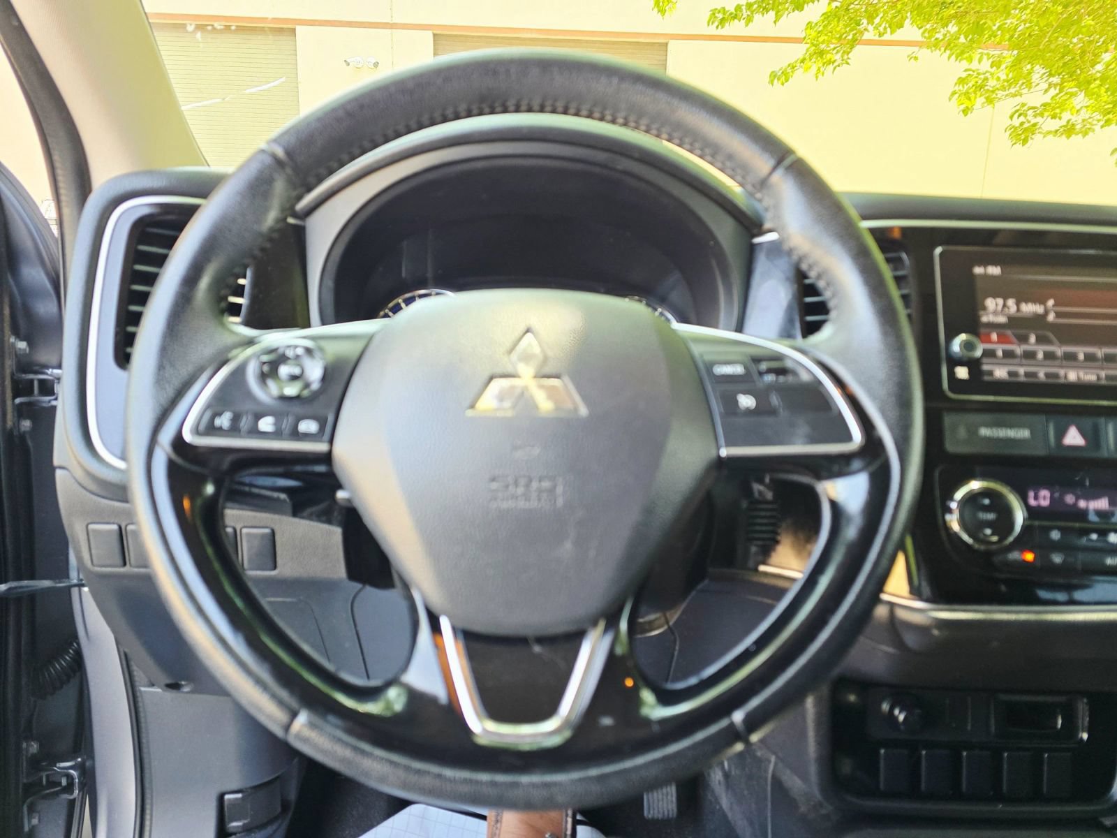 Used 2018 Mitsubishi Outlander SE FWD image 17