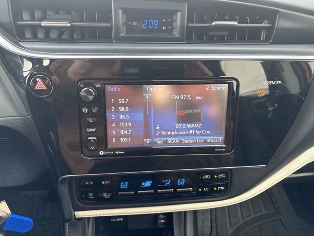 Used 2018 Toyota Corolla iM image 13