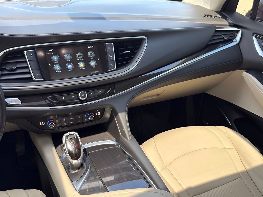Used 2019 Buick Enclave Premium w/ Experience Buick Package FWD image 26