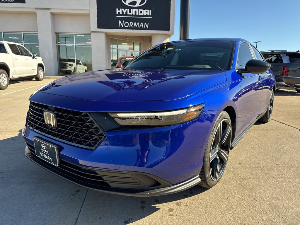 Used 2025 Honda Accord Sport video 1