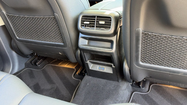 Certified 2025 Mercedes-Benz GLE 350 4MATIC image 19