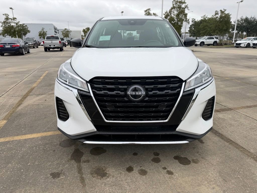 Used 2025 Nissan Kicks Play S image 5