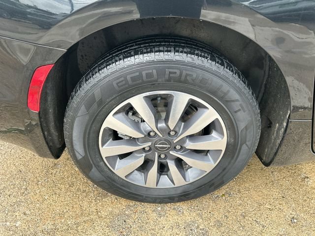 Used 2023 Chrysler Pacifica Touring-L FWD image 48