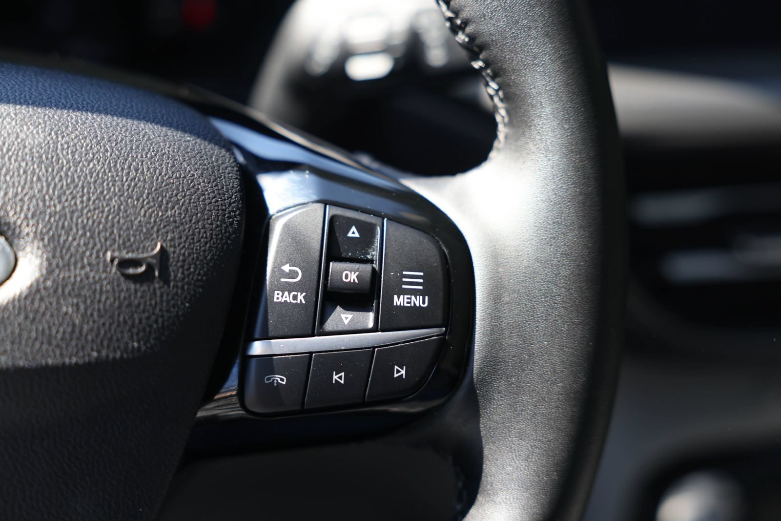Used 2023 Ford Escape Active AWD/4WD image 18