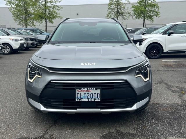 Used 2024 Kia Niro EX FWD image 4