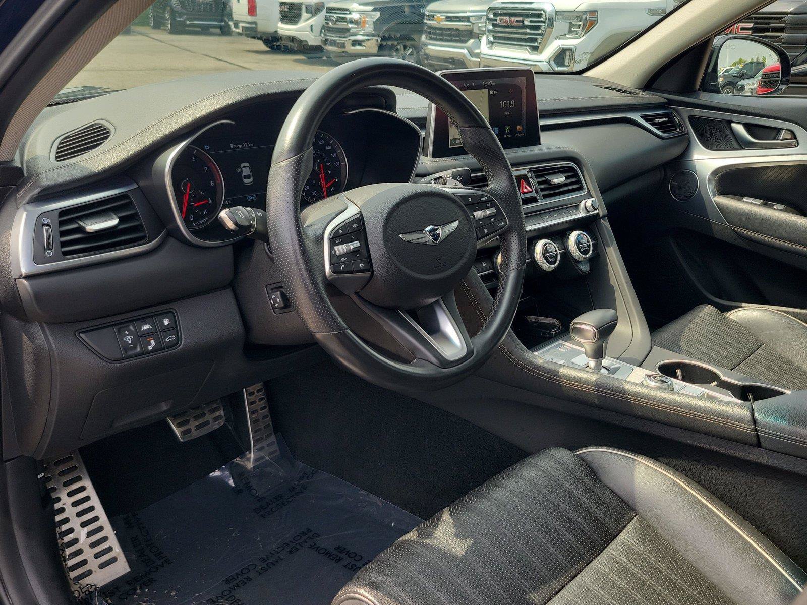 Used 2020 Genesis G70 3.3T RWD image 21