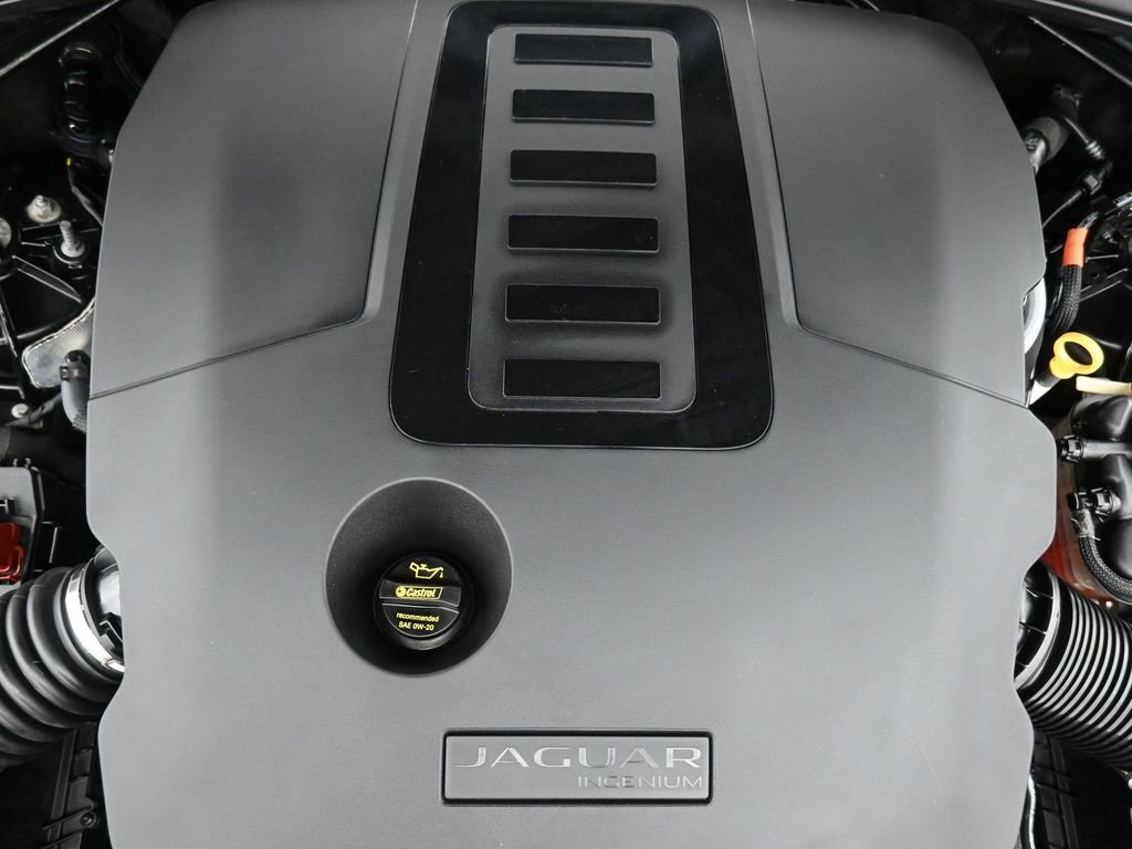 Used 2021 Jaguar F-PACE S image 29