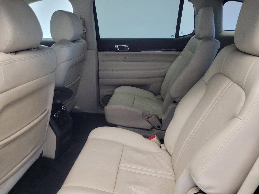 Used 2014 Lincoln MKT AWD w/ Equipment Group 201A image 18