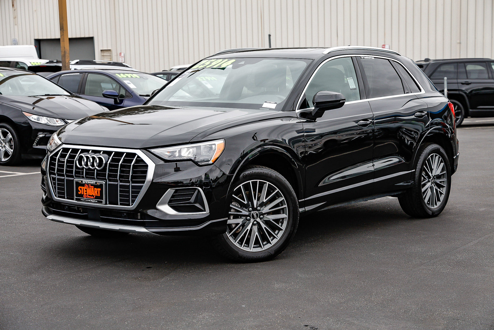 Used 2022 Audi Q3 2.0T Premium AWD/4WD image 1