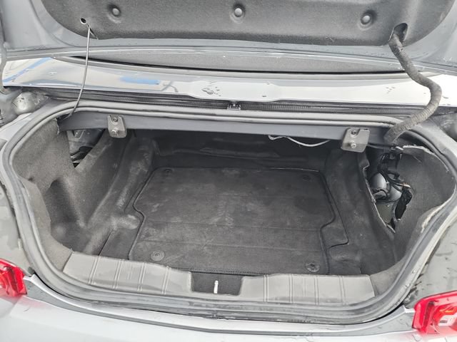 Used 2021 Chevrolet Camaro LT RWD image 15