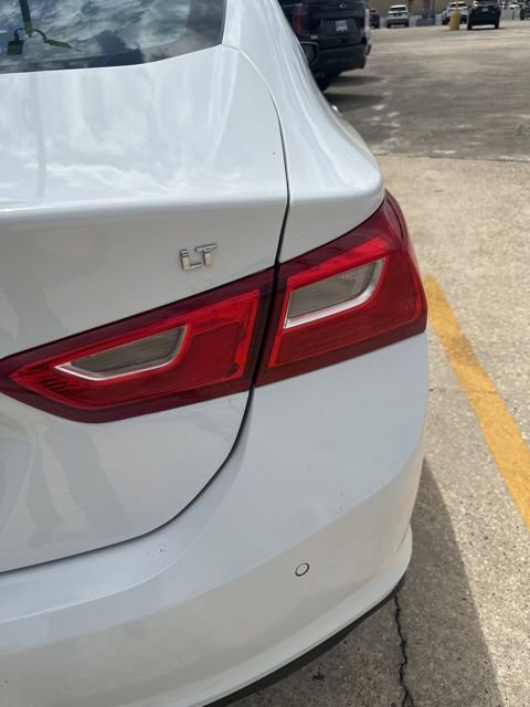Used 2025 Chevrolet Malibu LT FWD image 12