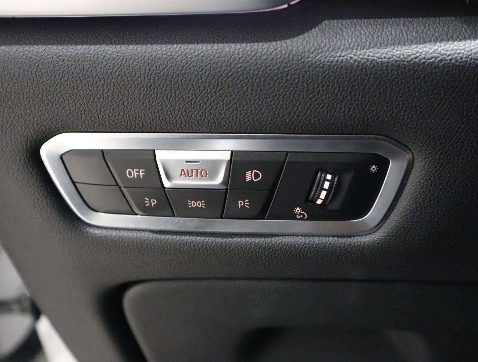 Certified 2014 Ferrari 458 Spider image 70